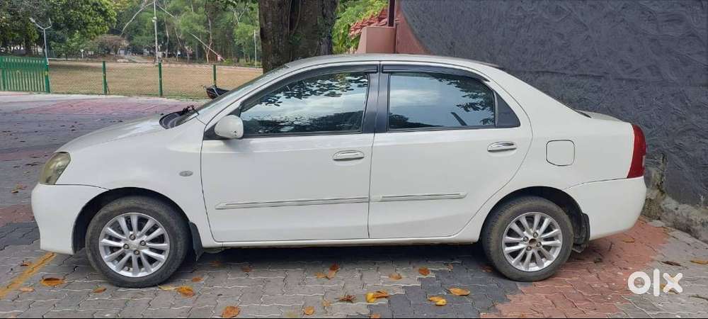 Toyota Etios 2011 Petrol Well Maintained