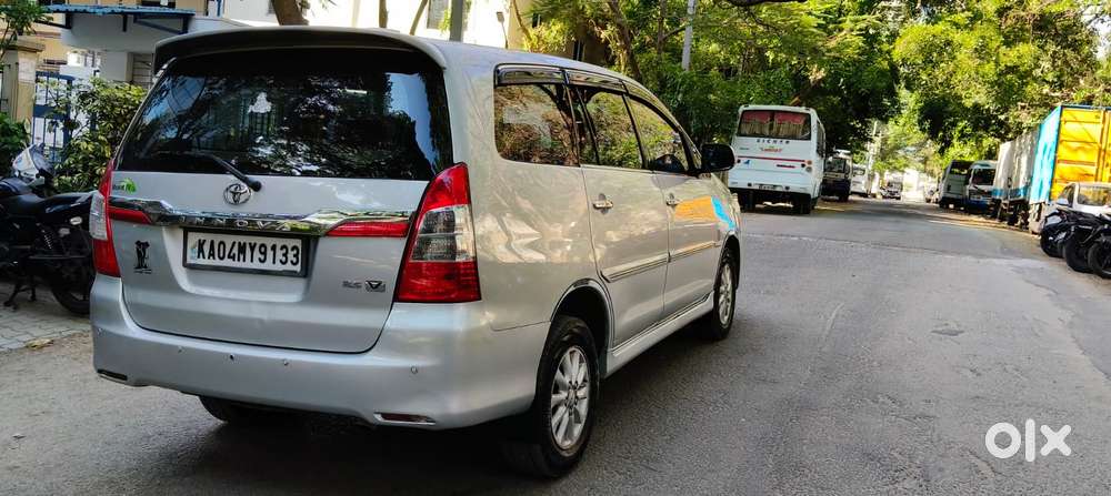 Toyota Innova 2.5 Z Diesel 7 Seater, 2013, Diesel