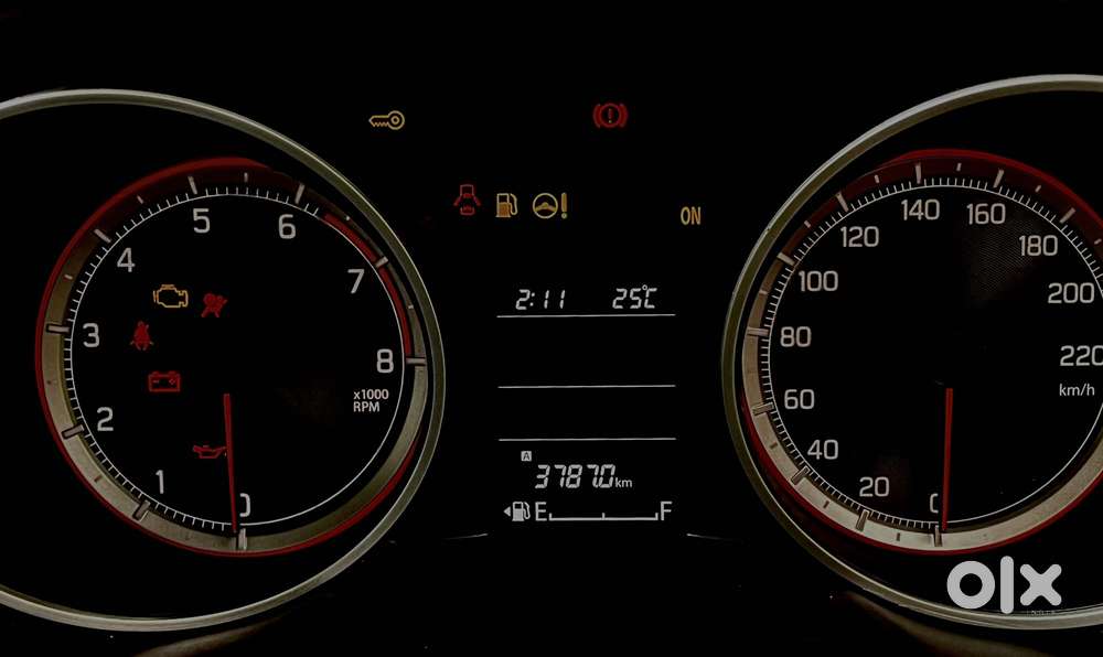 Maruti Suzuki Swift Zxi Plus Dual Tone, 2018, Petrol