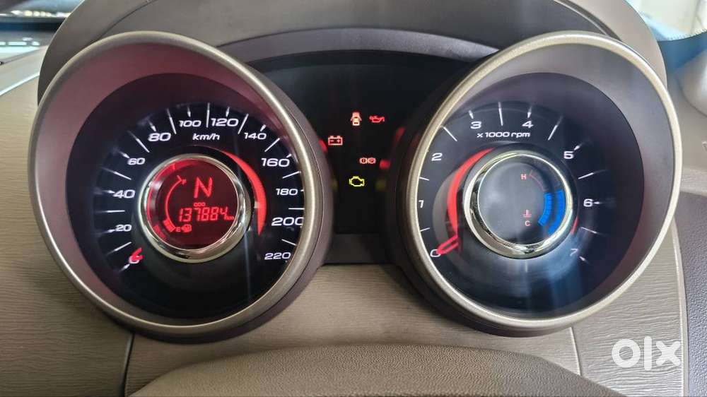 Xuv500 W8 Single Owner