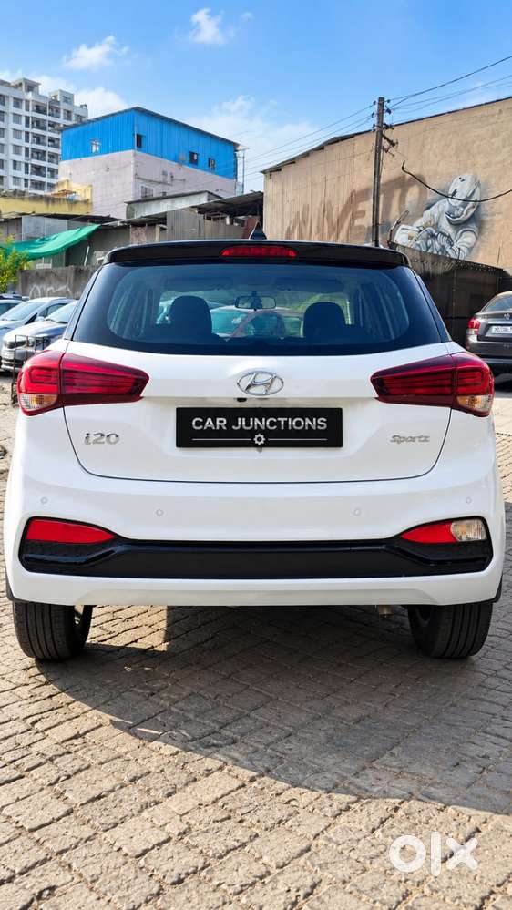 Hyundai I20 Sportz 1.2 Mt Dual Tone, 2020, Petrol