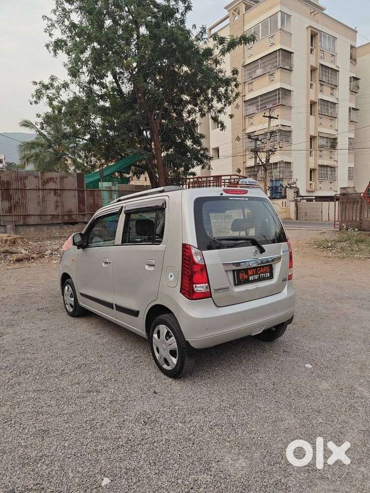 Maruti Suzuki Wagon R 1.0 Vxi Amt, 2017, Petrol