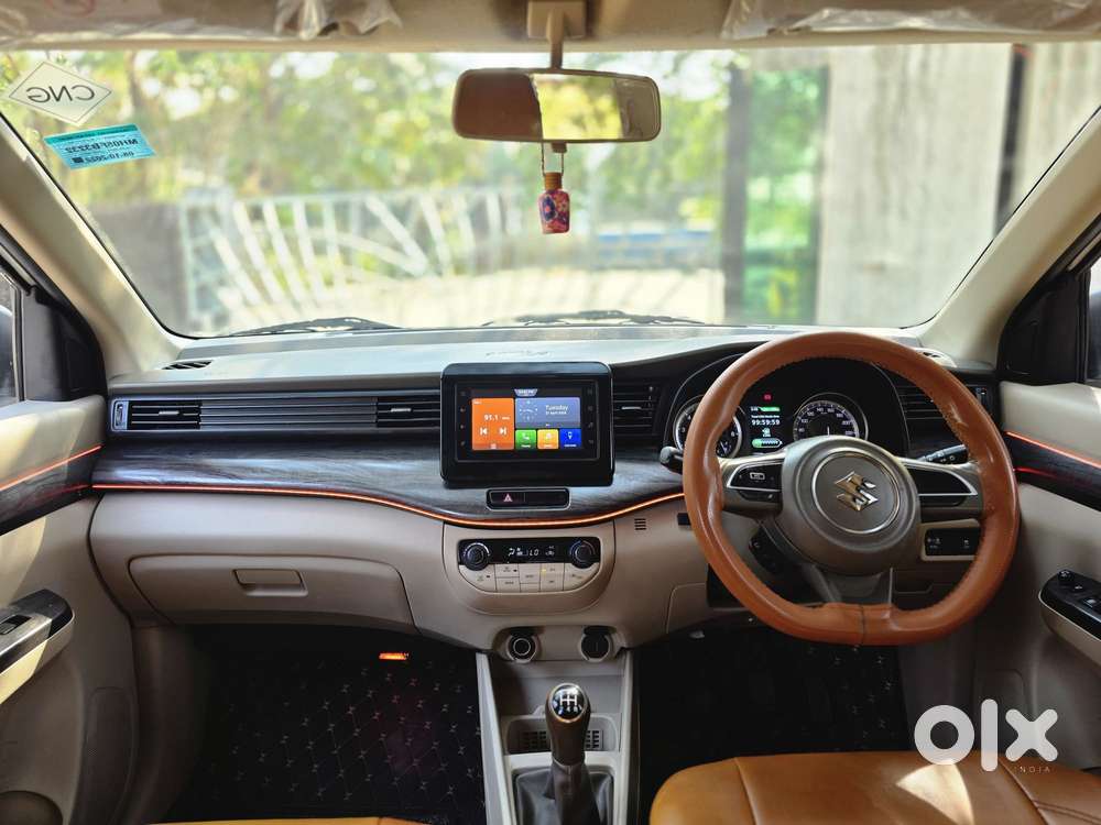 Maruti Suzuki Ertiga Zxi (o) Cng [2022-2023], 2022, Cng & Hybrids