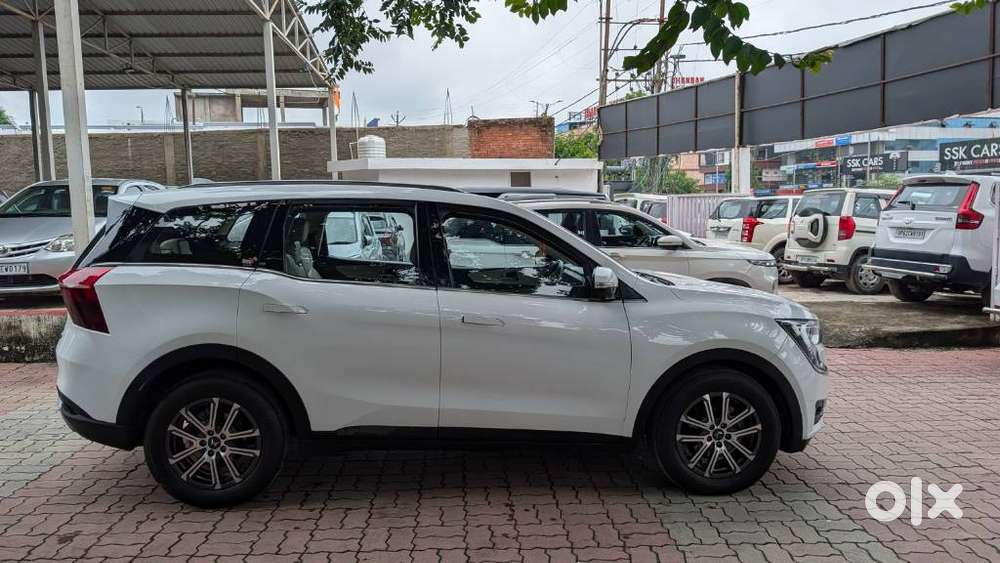 Mahindra Xuv700 2.2 Ax 7 Diesel At Luxury Pack Str, 2022, Diesel