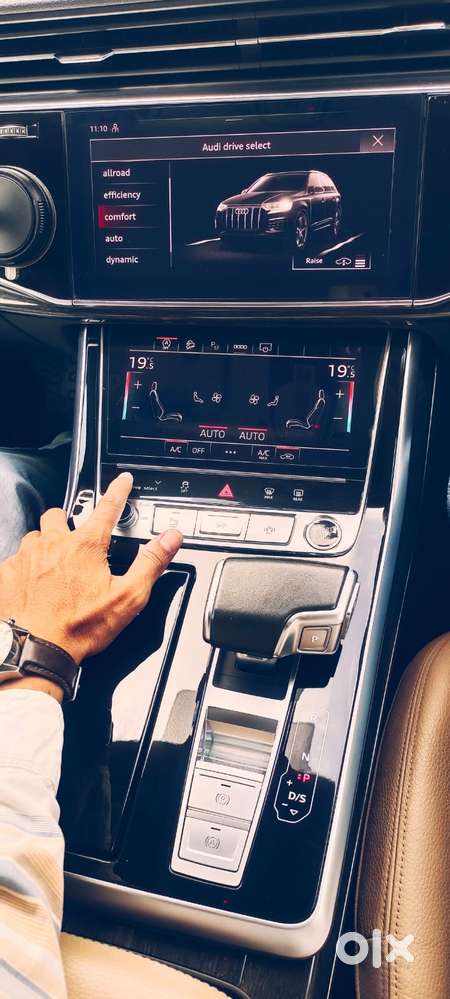 Audi Q7 3.0 Technology 55 Tfsi, 2023, Cng & Hybrids