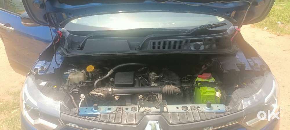 Renault Triber Rxt, 2022, Petrol