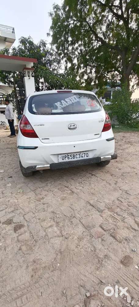 Hyundai I20 2012 Diesel Well Maintained No Problem In Car