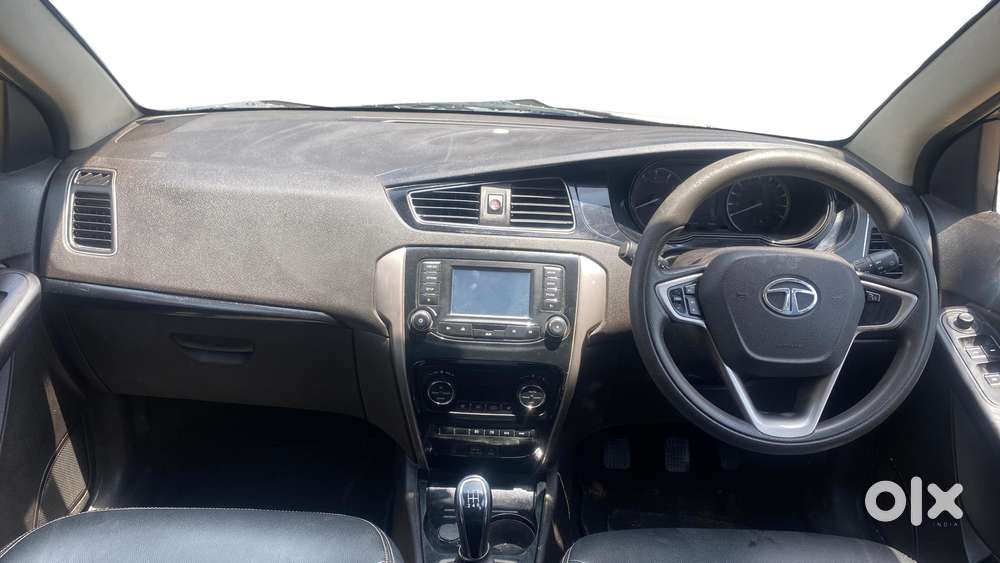 Tata Bolt Revotron Xt, 2015, Petrol