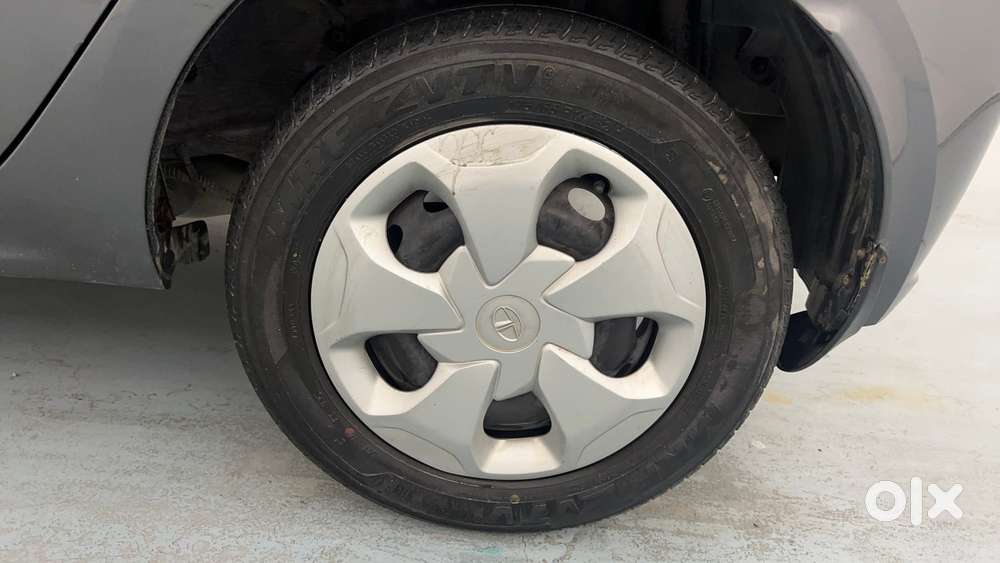 Tata Tiago 1.05 Revotorq Xt Option, 2023, Petrol