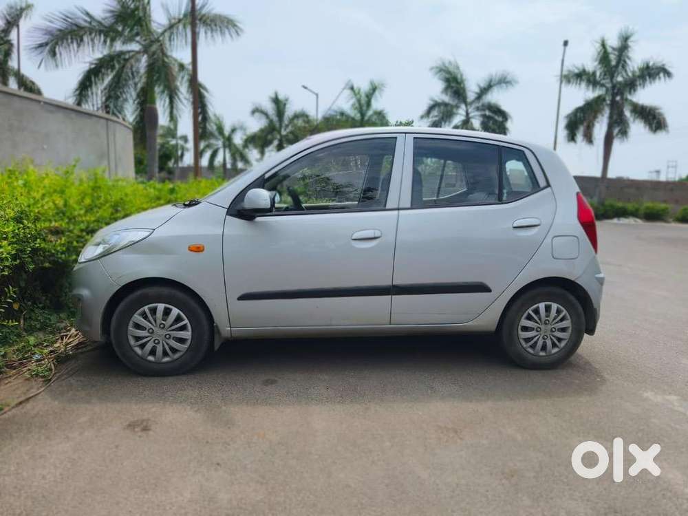 Hyundai I10 2016 Petrol 18216 Km Driven