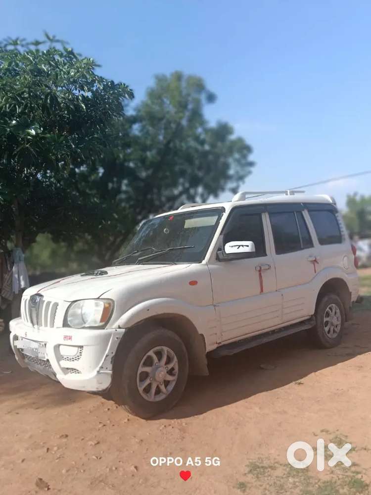 Secrpio M2di 2012 Modal