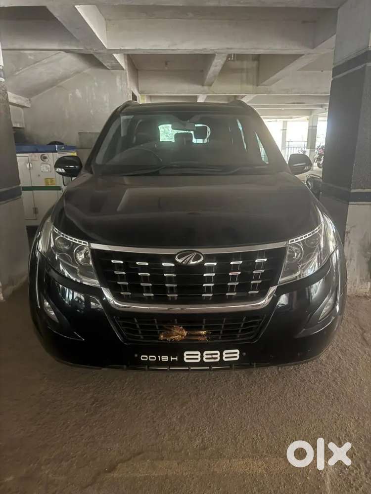 Xuv 500 W11