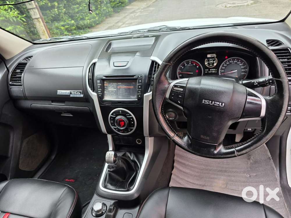 Isuzu V-cross Z 4x4 Mt, 2020, Diesel