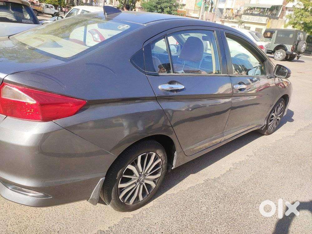 Honda City V At Sunroof I-vtec, 2017, Petrol