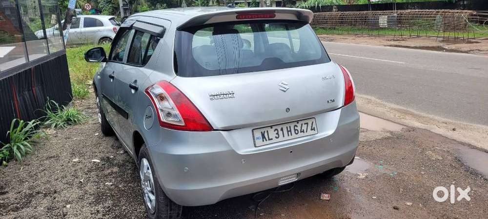 Maruti Suzuki Swift 1.2 Lxi (o), 2015, Petrol