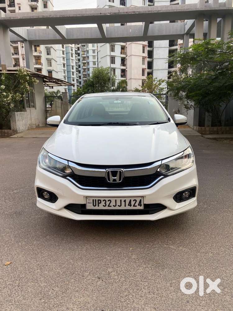 Honda City V Mt Sunroof, 2017, Petrol