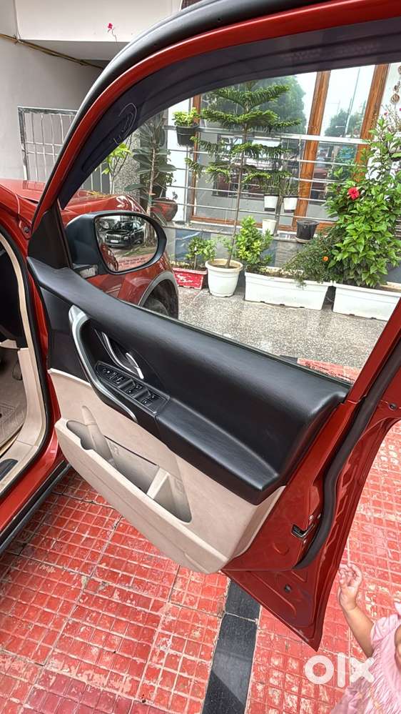 Mahindra Xuv500 At W6 2wd, 2018, Diesel