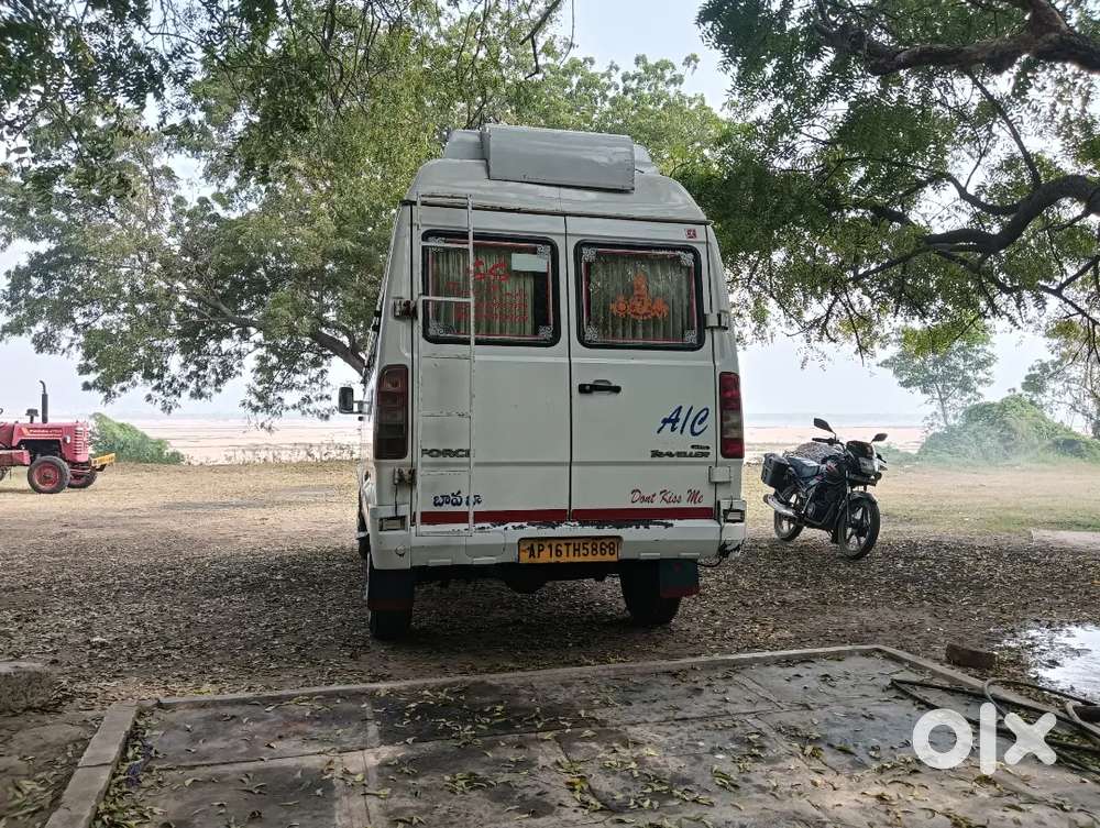 Force Motors Trax Cruiser 2016 Diesel 145555 Km Driven