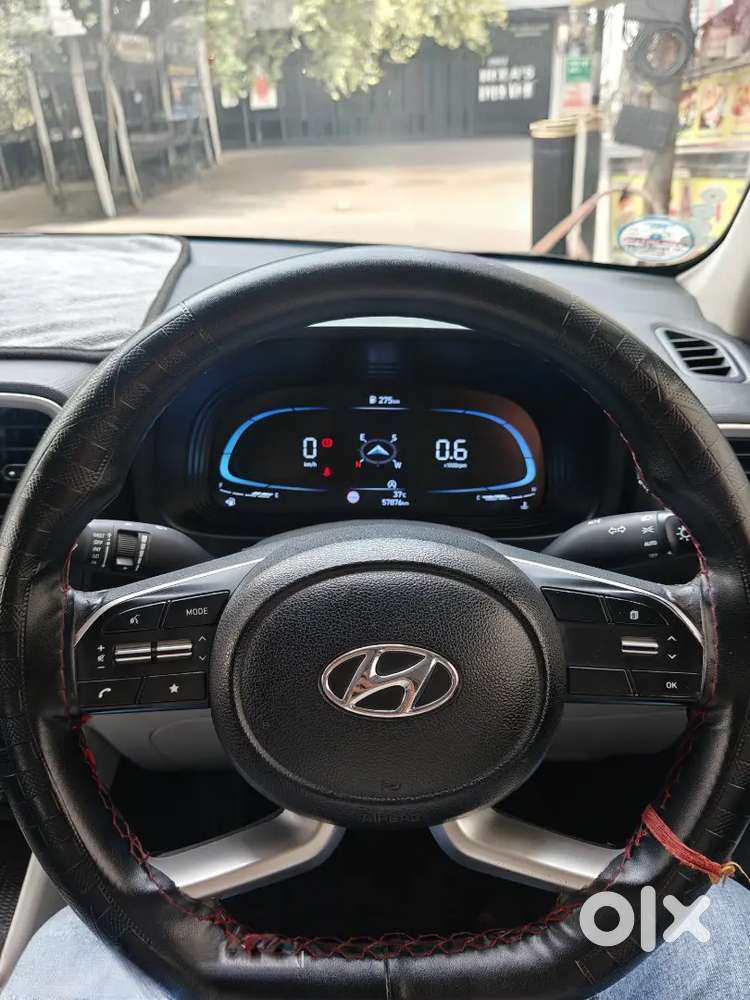 Hyundai Venue Petrol Manual 2023