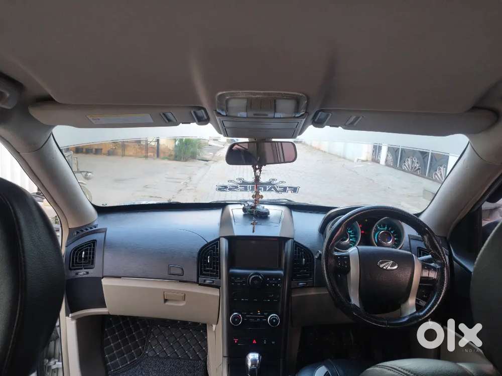 Mahindra Xuv500 2wd 2017