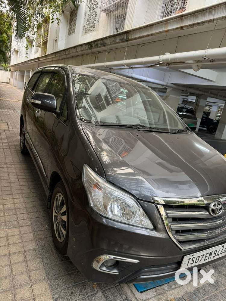 Toyota Innova 2015 Diesel 178000 Km Driven