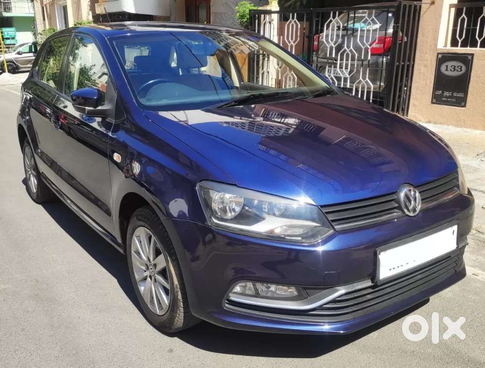 Volkswagen Polo Petrol Highline 1.2l, 2015, Petrol