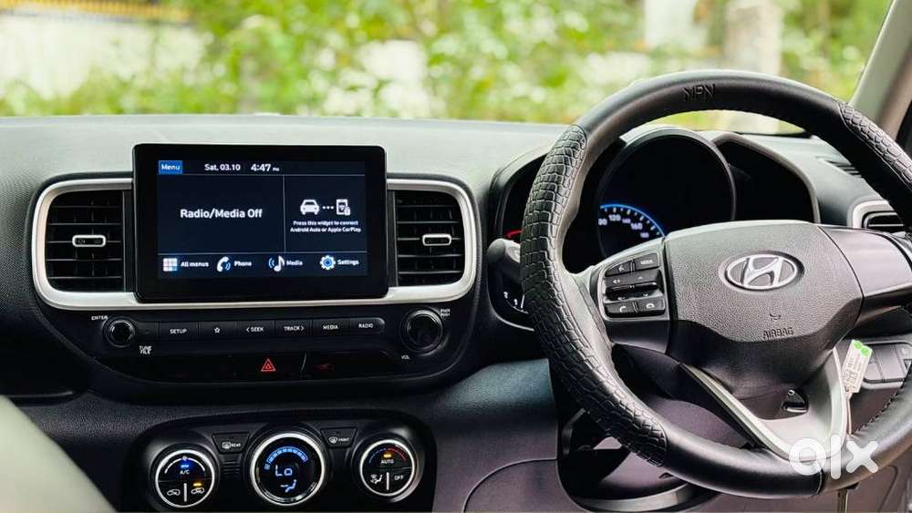 Hyundai Venue 1.2 S Plus, 2022, Petrol
