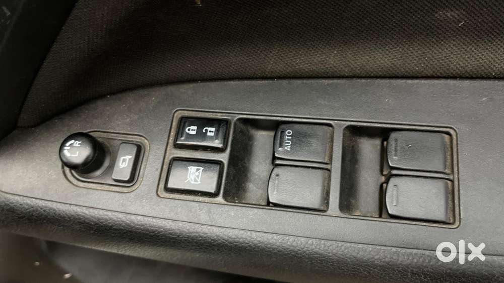 Maruti Suzuki Vitara Brezza 1.5 Vxi At, 2023, Petrol