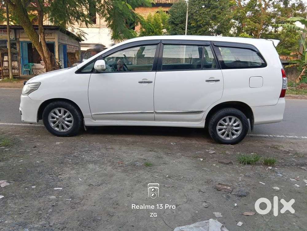 Toyota Innova 2.5 V 8 Str, 2014, Diesel