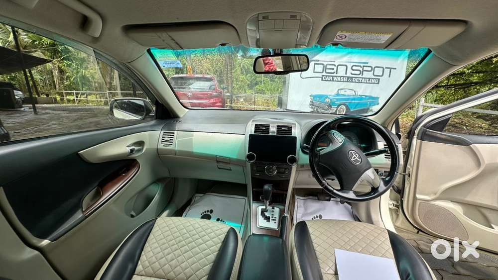 Toyota Corolla Altis 2013