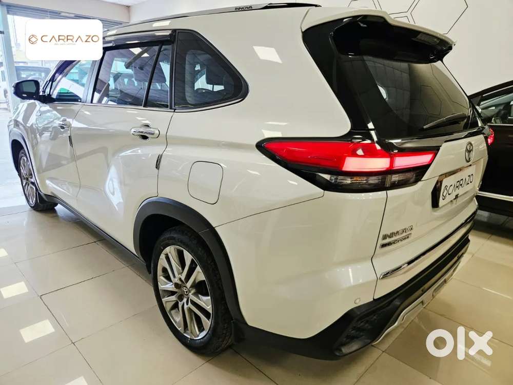 Toyota Innova Hycross 2.0 Zx Hybrid 7 Str, 2024, Petrol