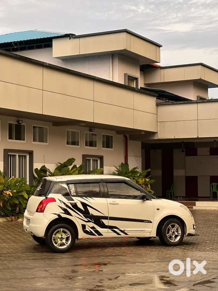 Maruti Suzuki Swift 2009 Diesel 183000 Km Driven