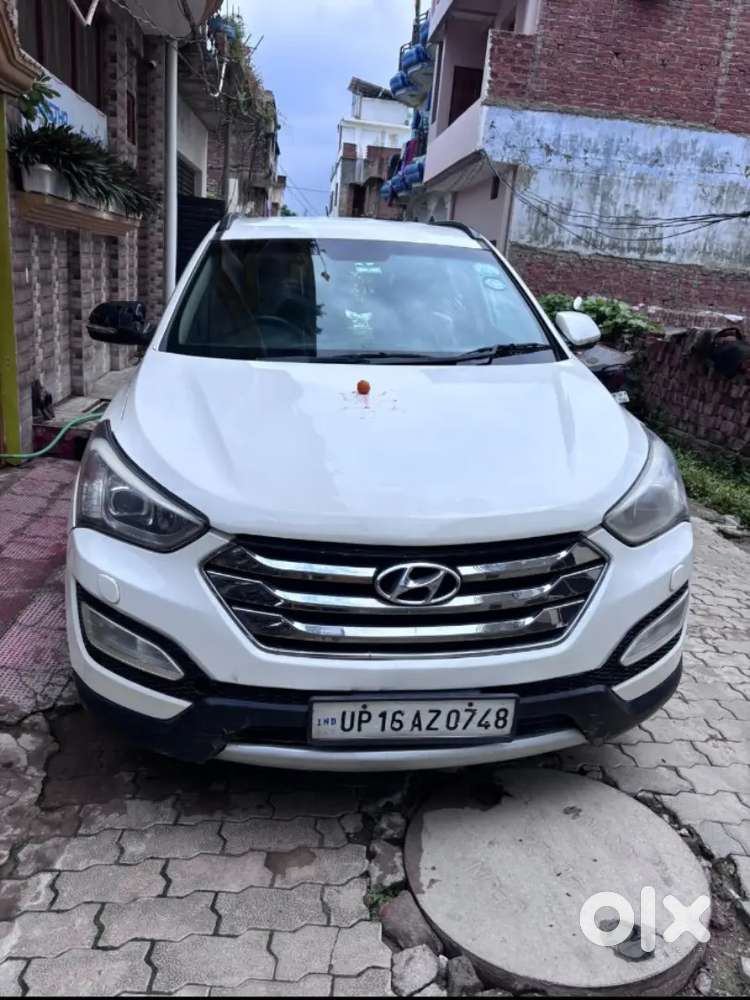 Hyundai Santa Fe 2015 Diesel 97000 Km Driven