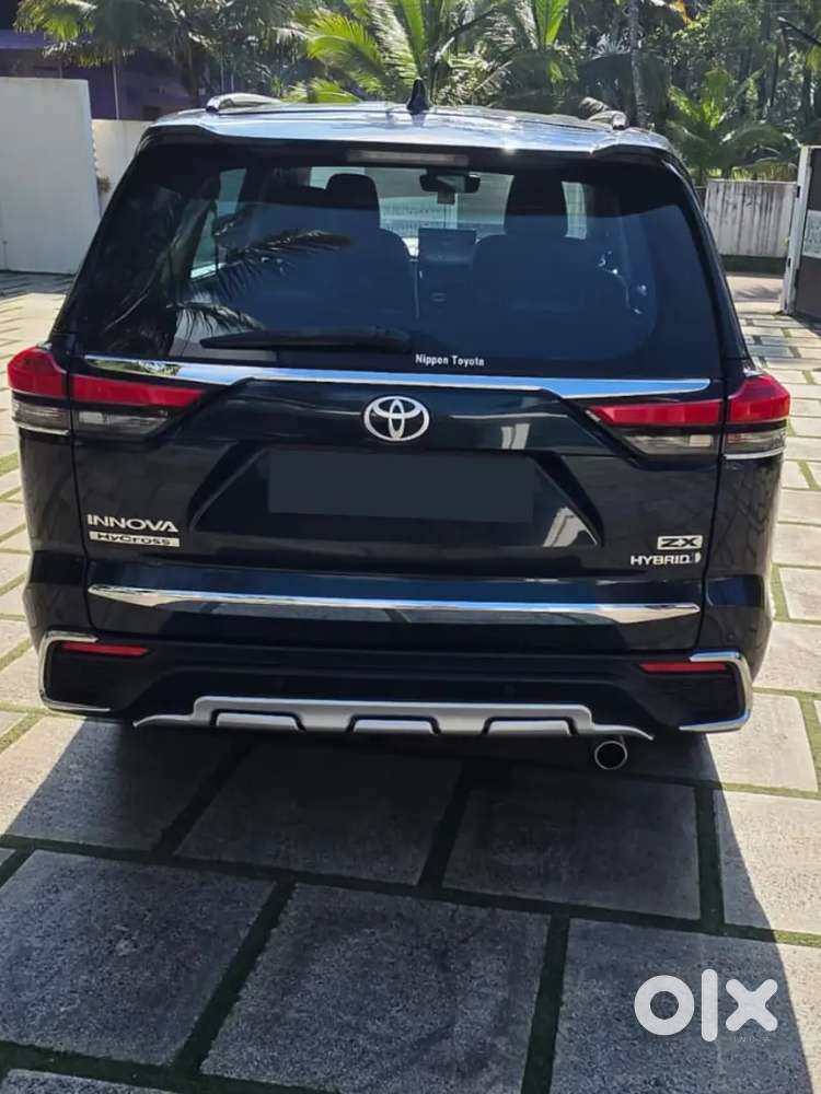 Toyota Innova Hycross Zx(o) Hybrid 1st Owner, 2025 Registered 32000 Km