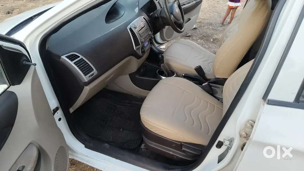 Hyundai I20 Magna 2010 Model, Paper Clear 2030