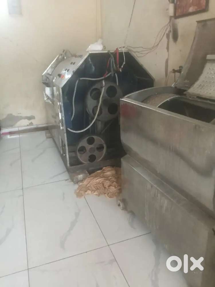 60 kg and 30 kg washer and one hudro