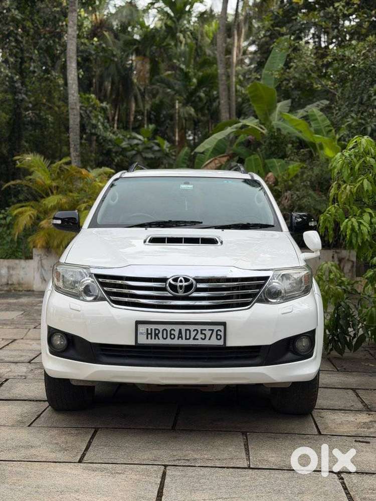 Toyota Fortuner 3.0 4x4 Manual, 2014, Diesel