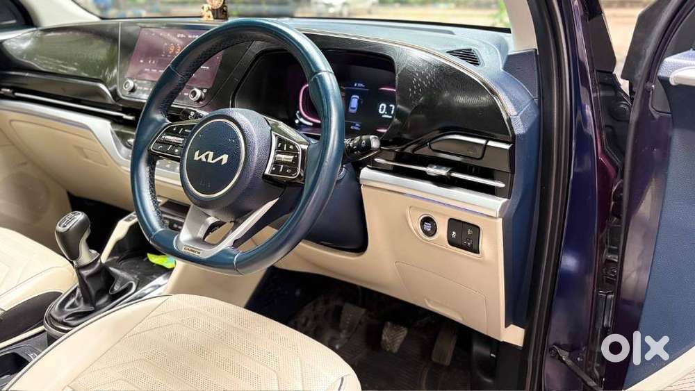 Kia Carens 1.5 Luxury Plus Turbo 7 Str, 2022, Petrol