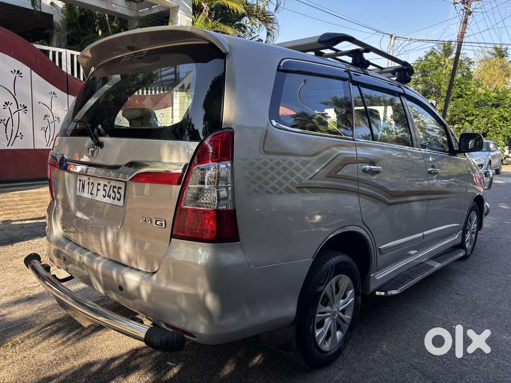 Toyota Innova 2.5 Gx (diesel) 8 Seater Bs Iv, 2015, Diesel