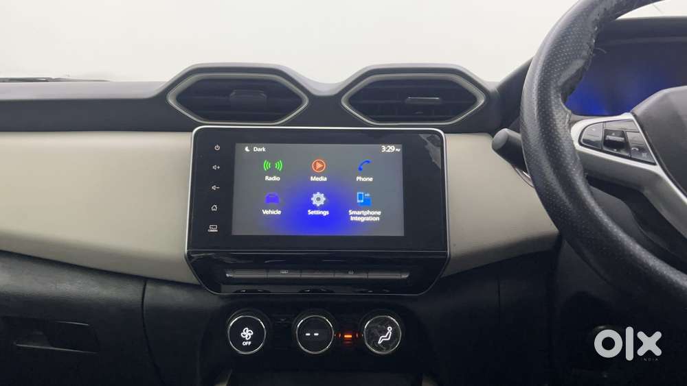 Nissan Magnite Xv Turbo, 2021, Petrol