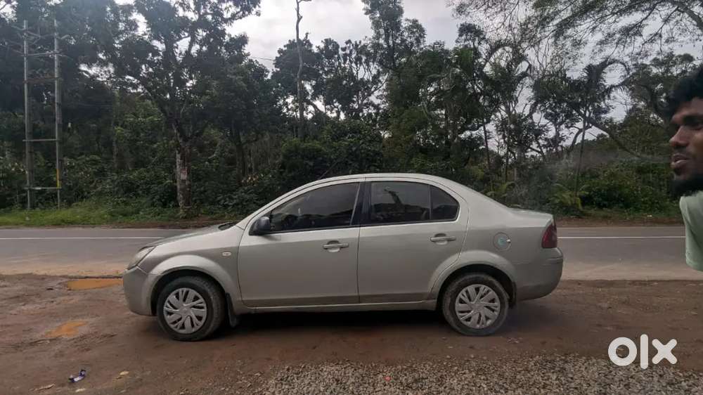 Ford Fiesta Classic 2014 Diesel 154000 Km Driven