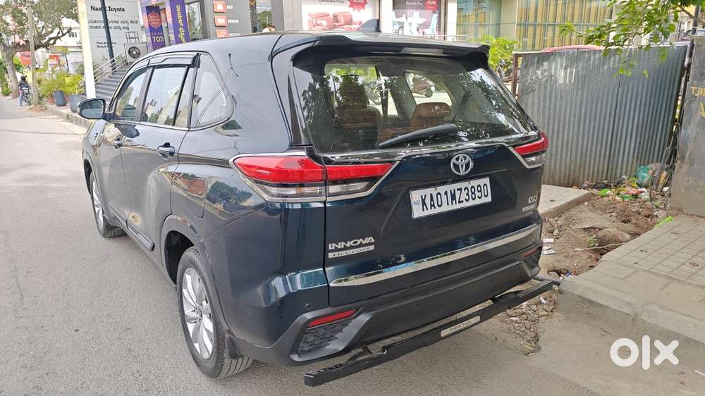 Toyota Innova Hycross 2.0 Gx 7 Str, 2023, Diesel