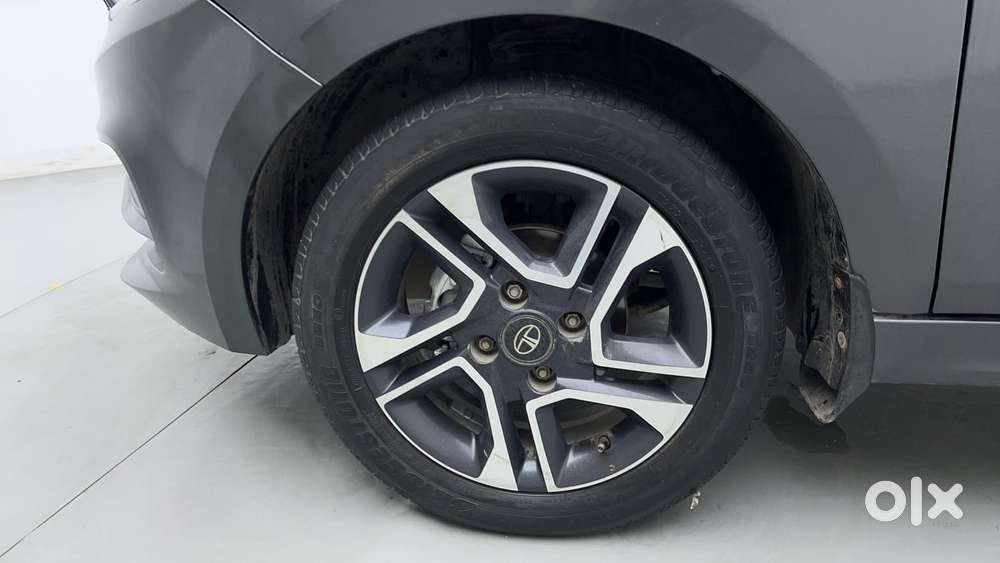 Tata Tiago Xza Plus, 2022, Petrol