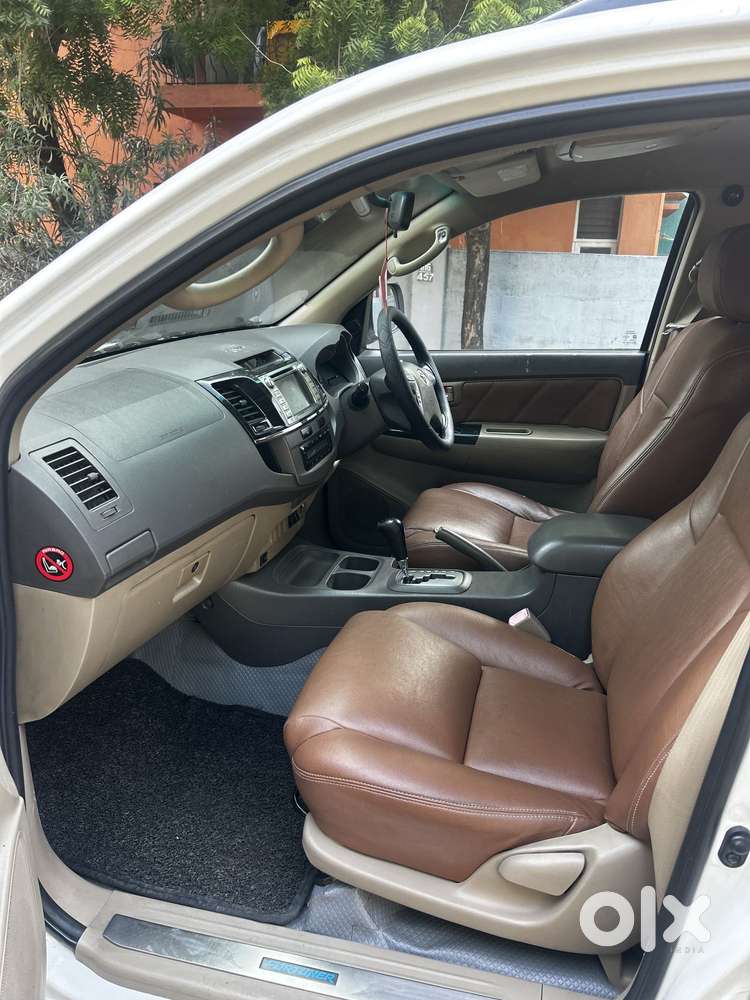 Toyota Fortuner 3.0 4x2 Automatic, 2012, Diesel