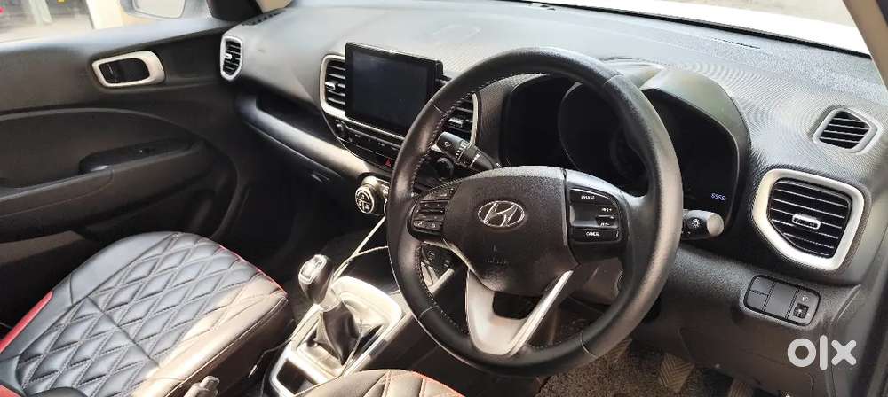 Hyundai Venue 2020 Petrol Excellent Condition