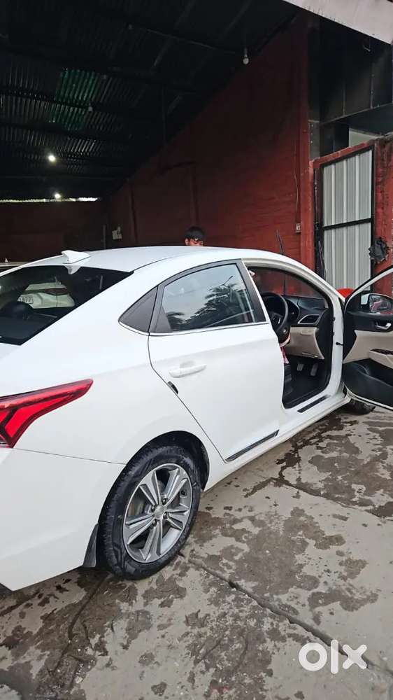 Hyundai Verna 2019 Diesel 129000 Km Driven