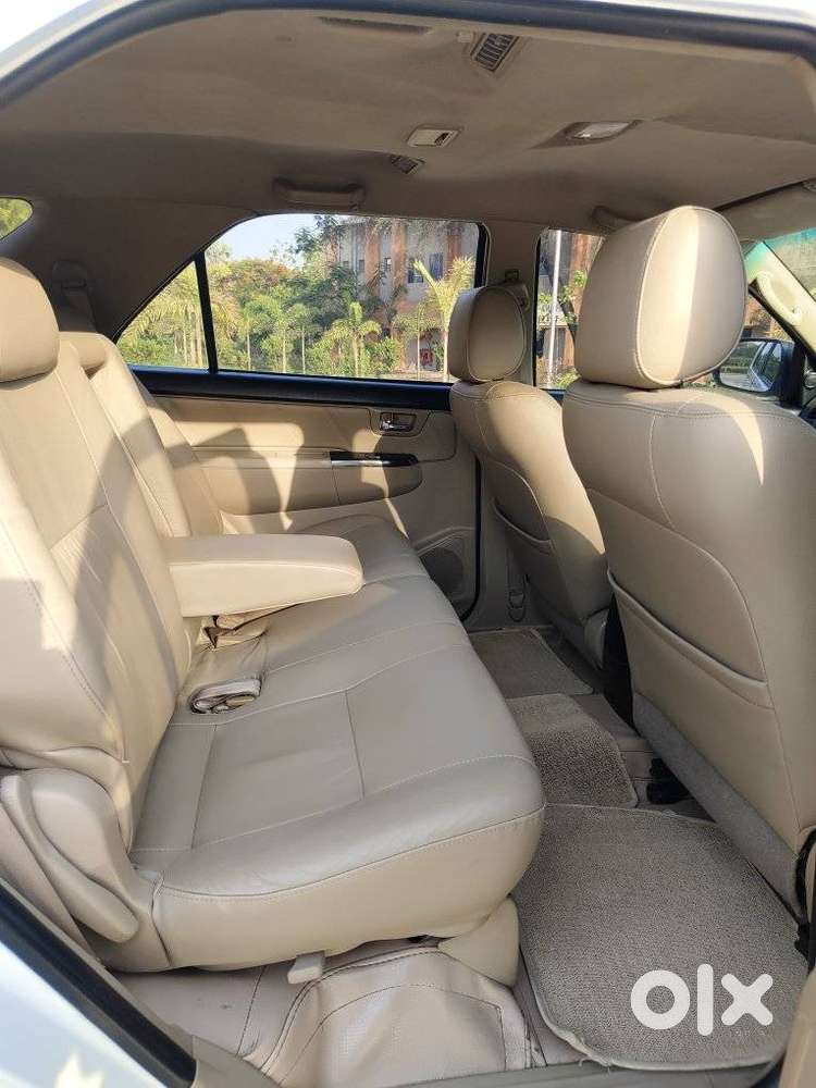 Toyota Fortuner 2011-2016 4x2 Manual, 2015, Diesel