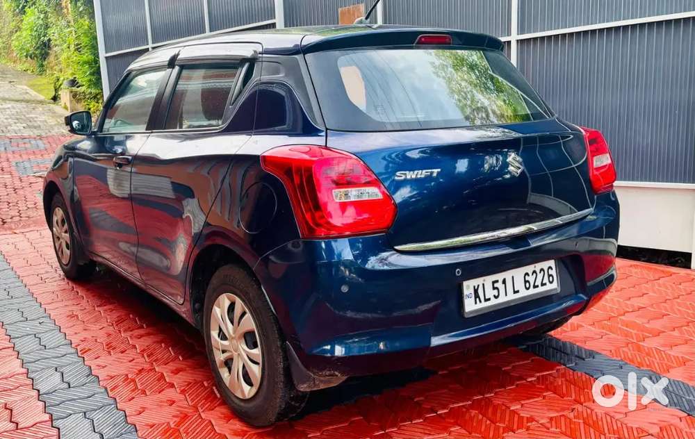 Maruti Suzuki Swift 2000 Cng & Hybrids 48000 Km Driven