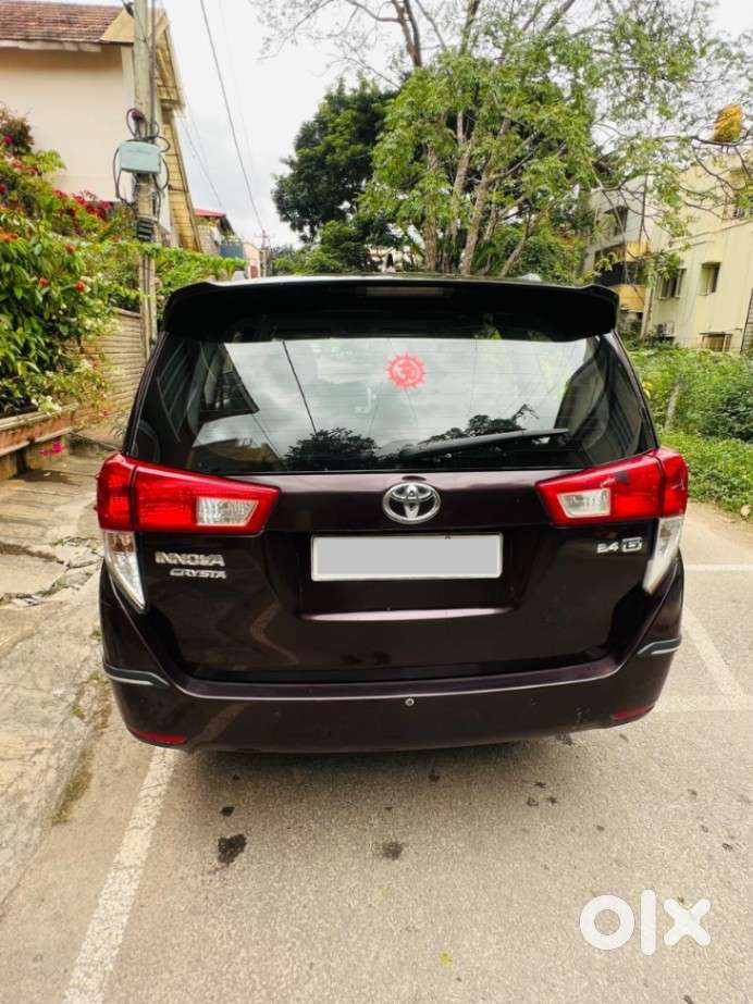 Toyota Innova Crysta