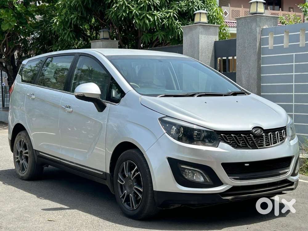 Mahindra Marazzo M8, 2018, Diesel